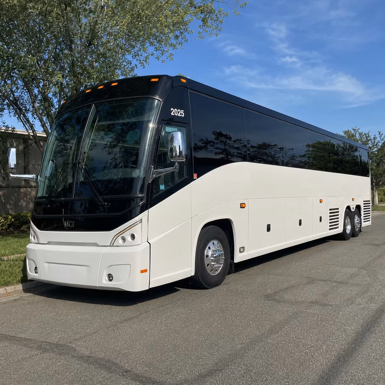 mesquite sports teams and fan groups hit the road together